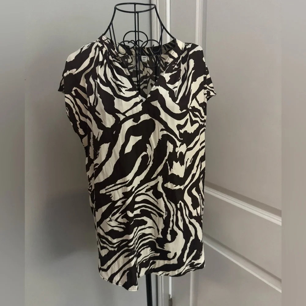Joie Zebra Print Sleeveless Blouse Size Medium
